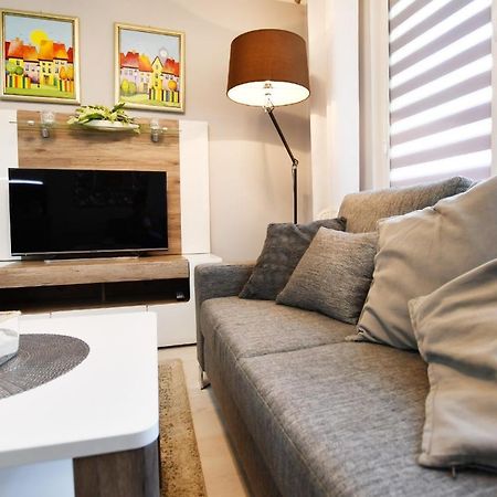 Apartament Dworcowa Apartment Kolobrzeg Bagian luar foto